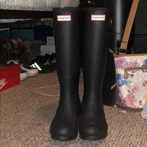 Black Tall Hunter Boots